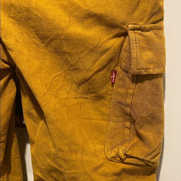 Levi’s corduroy pants - Picture 7 of 8